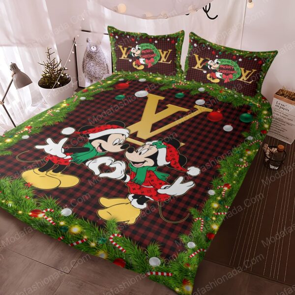 Christmas Mickey And Minnie LV Bedding Sets - Image 3