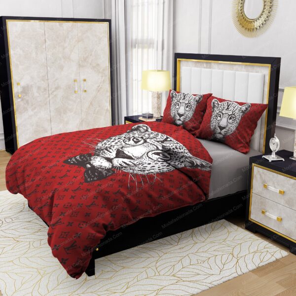 Leopard Head Louis Vuitton Bedding Sets - Image 4