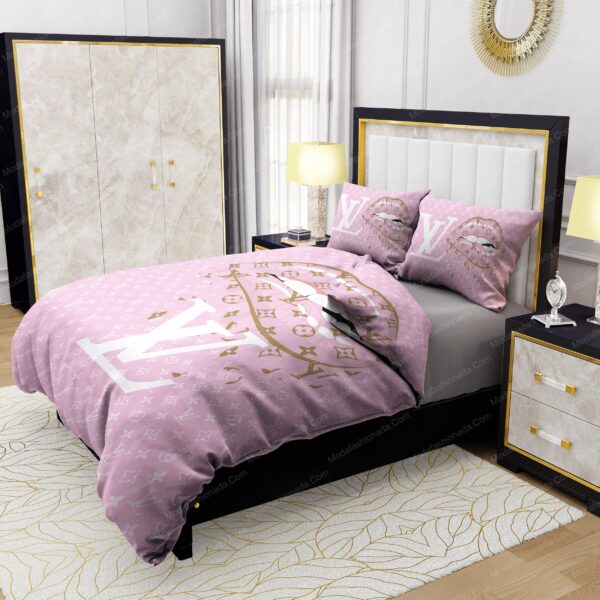 Lips With Louis Vuitton Pattern Bedding Sets - Image 4