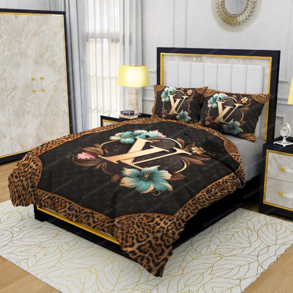 Louis Vuitton Flowers Leopard Pattern Bedding Sets - Image 3