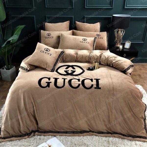 Luxury Gucci Logo Fashion Brands 31 Bedding Set
