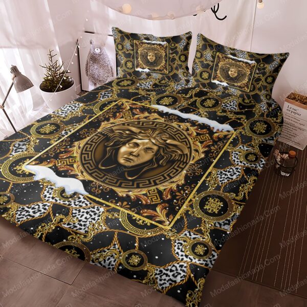 Versace Logo Christmas Bedding Sets - Image 3